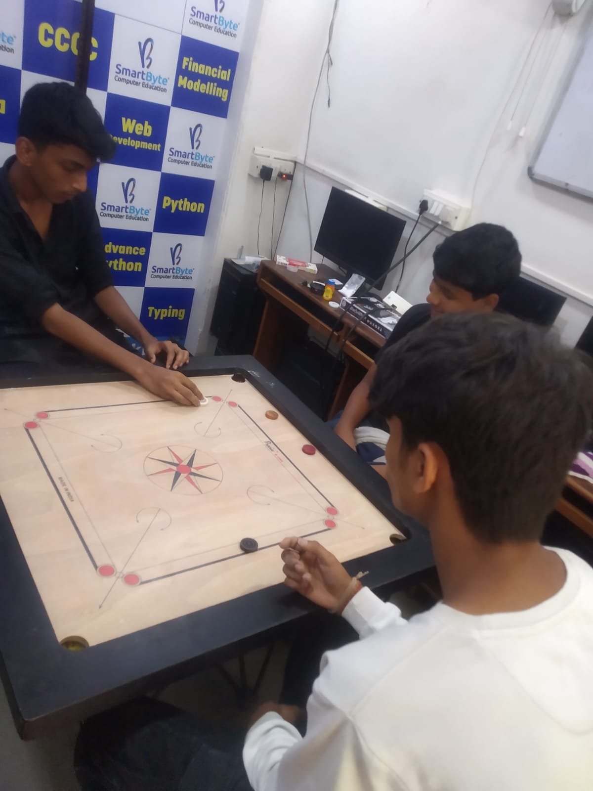 Rambaug - Kalyan West photo 9